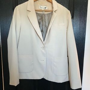 FOREVER21 Nude Blazer with Two Buttons
